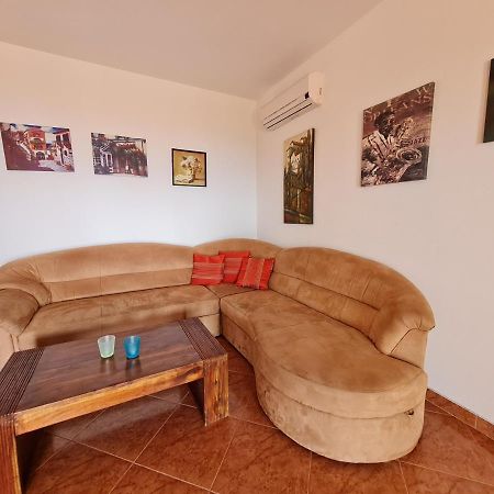 Ferienwohnung Belle Oasis Novi Vinodolski Exterior foto