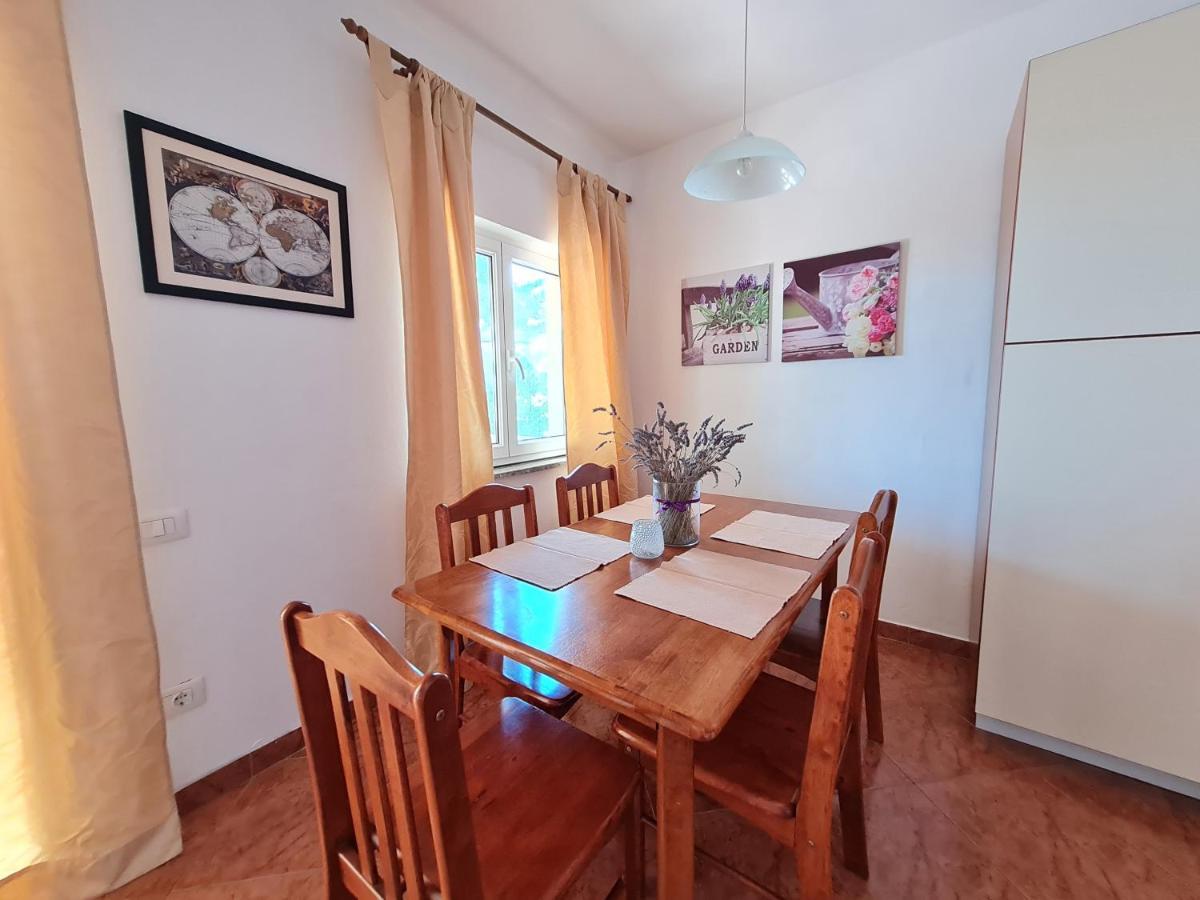 Ferienwohnung Belle Oasis Novi Vinodolski Exterior foto